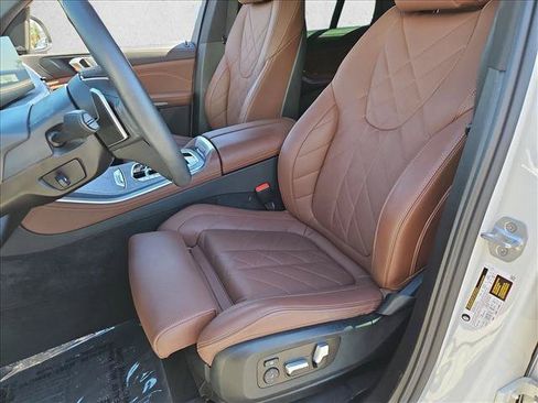 Certified 2024 BMW X5 sDrive40i w/ Premium Package RWD image 16