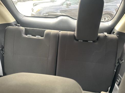 Used 2018 Mitsubishi Outlander SE image 25