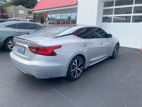 Used 2016 Nissan Maxima Platinum FWD image 2