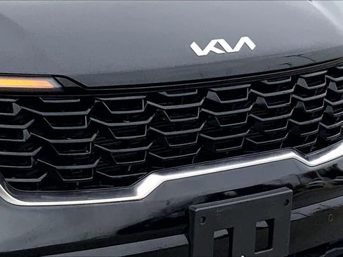 Used 2024 Kia Sorento S image 25