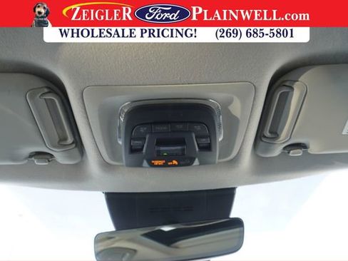 Used 2023 Toyota Corolla Cross XLE w/ Convenience Package image 27