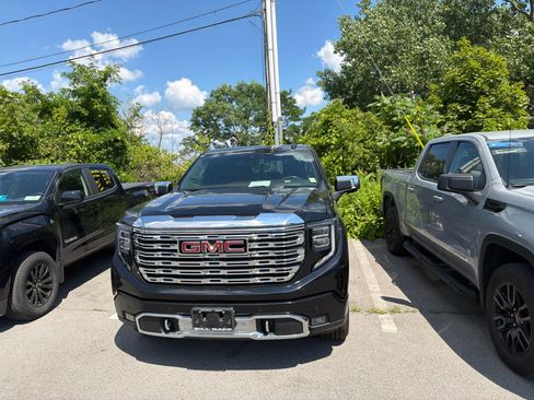 Used 2022 GMC Sierra 1500 Denali AWD/4WD image 5