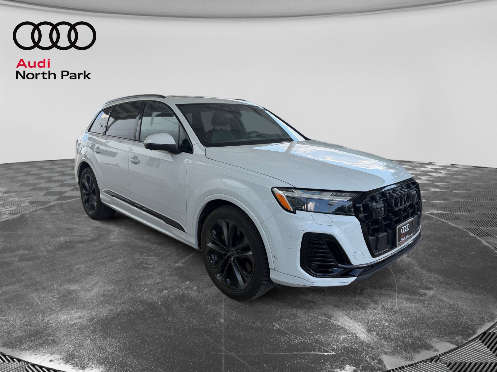 Used 2025 Audi Q7 3.0T Prestige AWD/4WD image 7