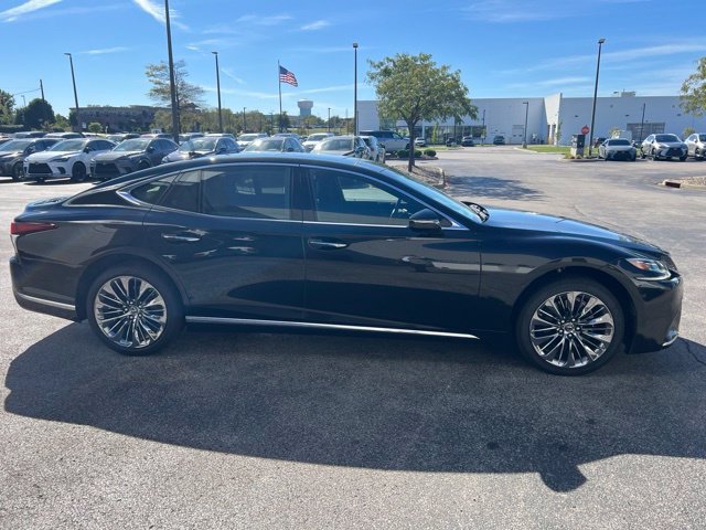Used 2018 Lexus LS 500 AWD w/ Luxury Package image 2