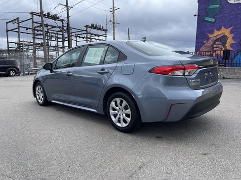 Used 2024 Toyota Corolla LE image 3