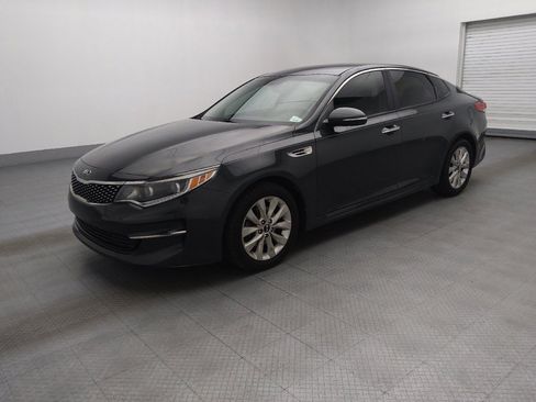 Used 2016 Kia Optima EX image 2