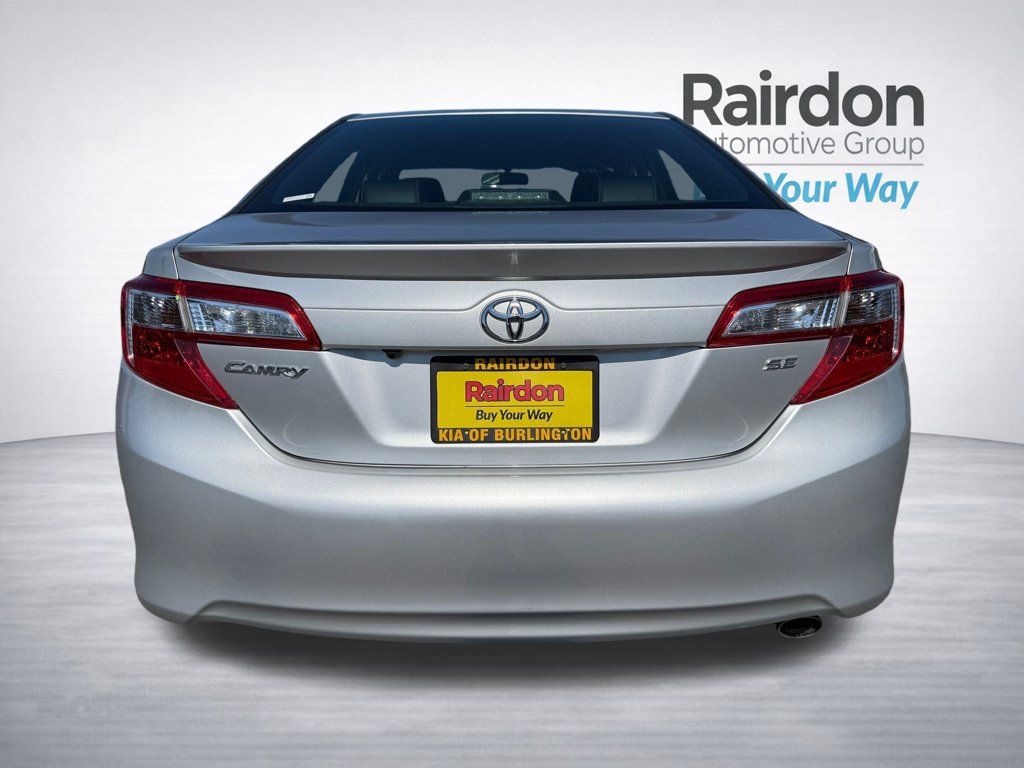 Used 2013 Toyota Camry SE FWD image 6