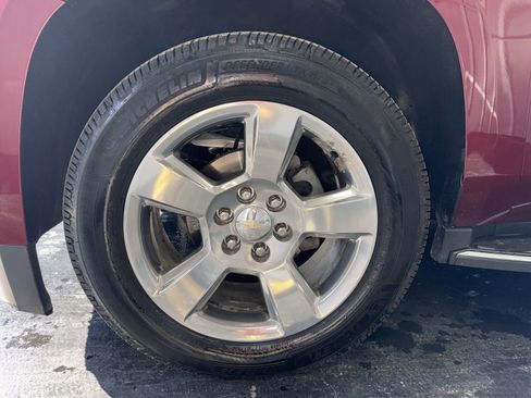 Used 2016 Chevrolet Suburban LTZ image 6