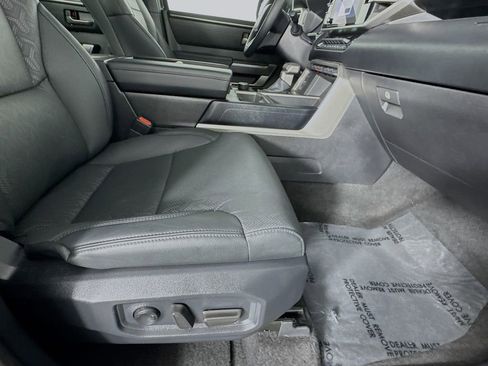 Used 2025 Toyota Tundra SR5 w/ SR5 Premium Package image 19