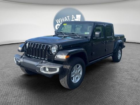 Used 2022 Jeep Gladiator Sport AWD/4WD image 7