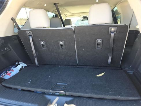 Used 2023 Honda Pilot Touring image 18