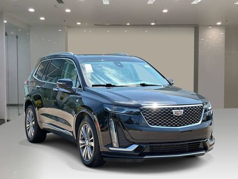 Used 2020 Cadillac XT6 Premium Luxury AWD/4WD image 6