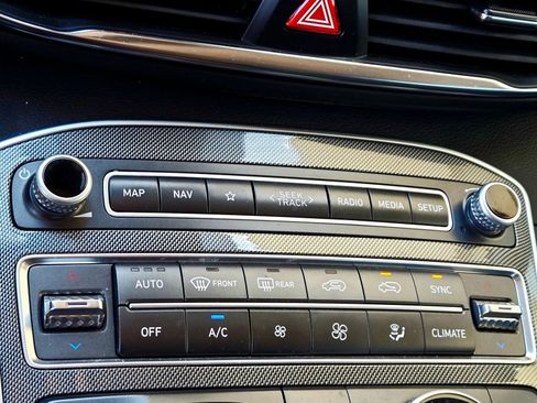 Certified 2023 Hyundai Santa Fe SEL AWD/4WD image 17
