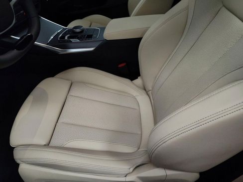 Used 2026 BMW 230i xDrive Coupe w/ Convenience Package AWD/4WD image 18