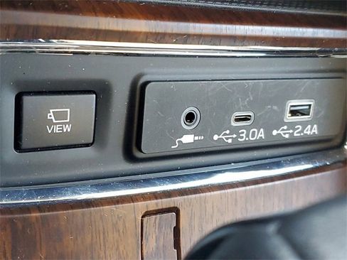 Certified 2023 Subaru Ascent Touring image 31