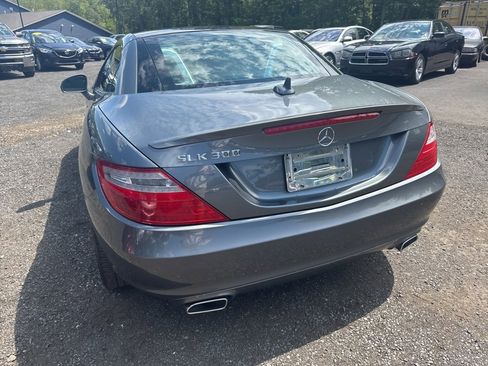 Used 2016 Mercedes-Benz SLK 300 image 14
