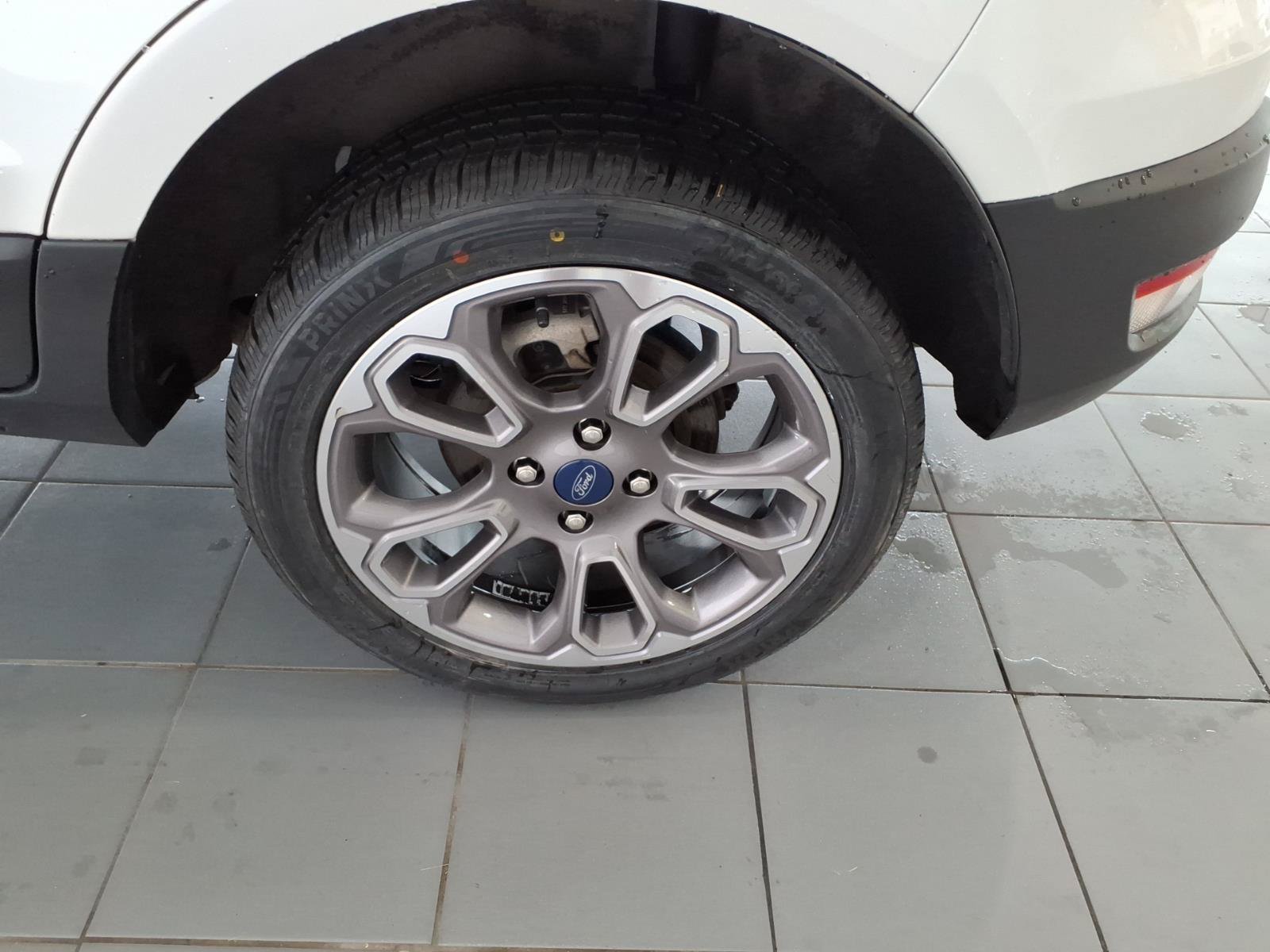 Used 2022 Ford EcoSport Titanium AWD/4WD image 18