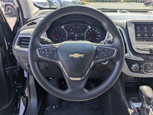 Used 2023 Chevrolet Equinox LT image 18