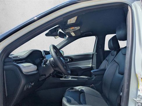 Used 2025 Jeep Compass Limited AWD/4WD image 11