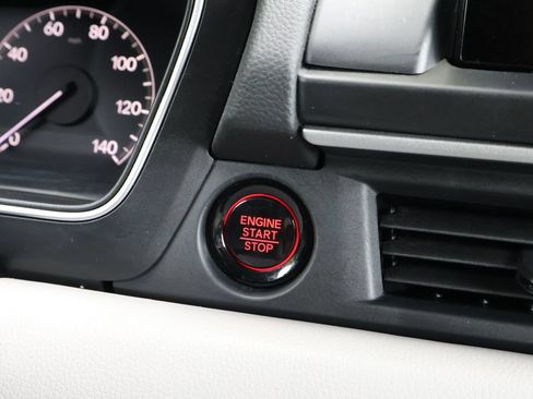 Used 2025 Honda Pilot EX-L image 27