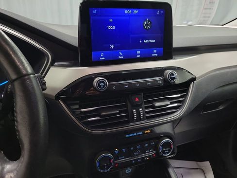 Used 2021 Ford Escape SEL image 14