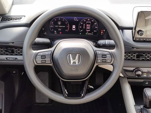 New 2025 Honda Accord LX image 7