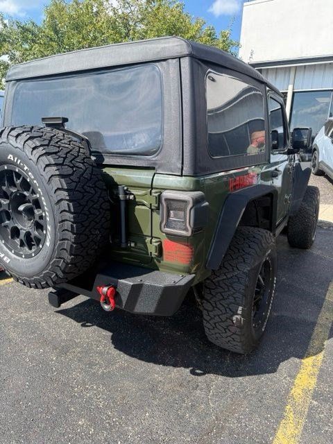 Used 2020 Jeep Wrangler Sport AWD/4WD image 4