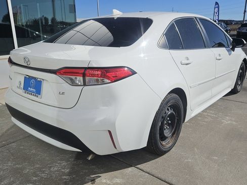 Used 2022 Toyota Corolla LE w/ Carpet Mat Package (TMS) image 5