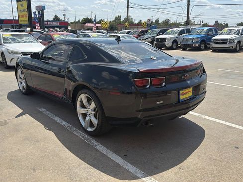 Used 2012 Chevrolet Camaro LS RWD image 7