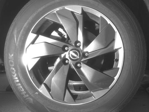 Used 2025 Nissan Rogue SV AWD/4WD image 15