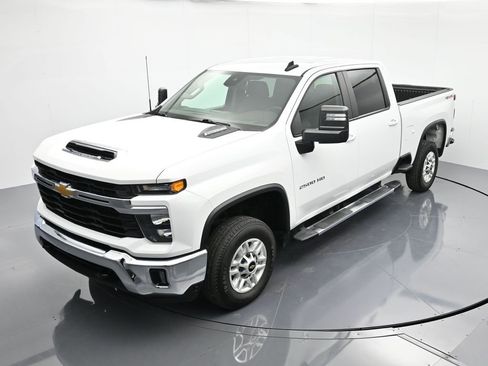 Certified 2025 Chevrolet Silverado 2500 LT w/ Convenience Package image 27