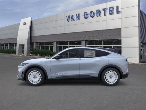 New 2025 Ford Mustang Mach-E GT image 3