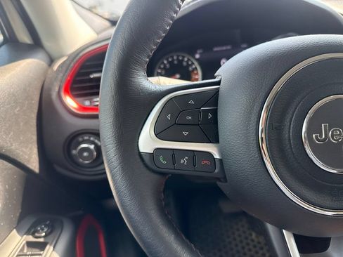 Used 2023 Jeep Renegade Trailhawk w/ Trailhawk Elite Group AWD/4WD image 20