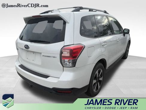 Used 2018 Subaru Forester 2.5i Premium AWD/4WD image 4