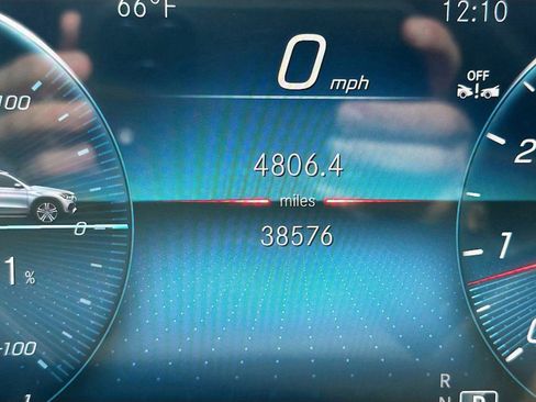 Used 2023 Mercedes-Benz GLE 350 image 41