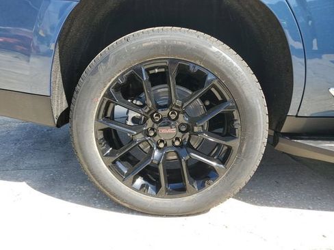 New 2026 GMC Yukon Elevation w/ Elevation Premium Package image 6