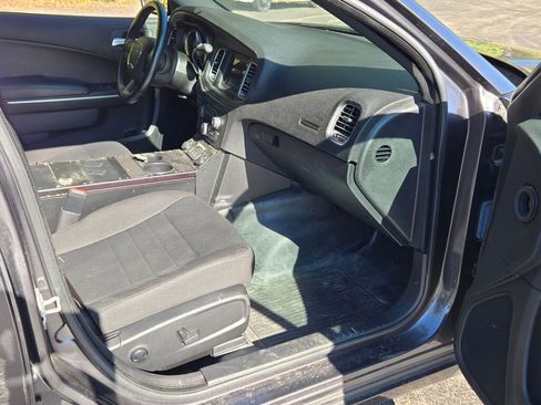 Used 2023 Dodge Charger Police w/ Convenience Group I image 4