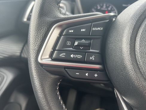 Used 2024 Subaru Ascent Premium w/ Convenience Package image 17