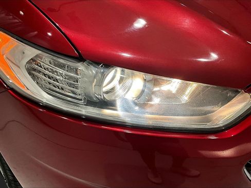Used 2013 Ford Fusion SE FWD image 30