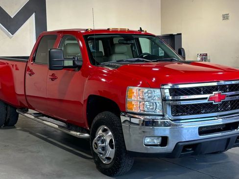 Used 2013 Chevrolet Silverado 3500 LTZ w/ LTZ Plus Package image 2