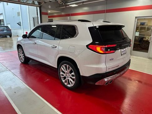 Used 2024 GMC Acadia Denali w/ Super Cruise Package AWD/4WD image 3
