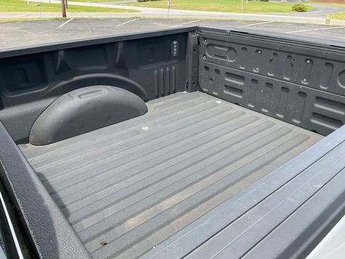 Used 2019 Ford F150 XLT w/ Equipment Group 302A Luxury AWD/4WD image 30
