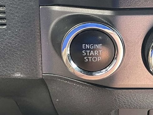 Used 2021 Toyota Tacoma TRD Sport w/ Technology Package AWD/4WD image 27