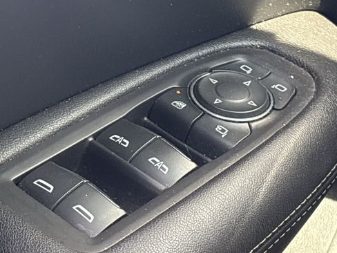 Used 2021 Cadillac XT5 Premium Luxury FWD image 21