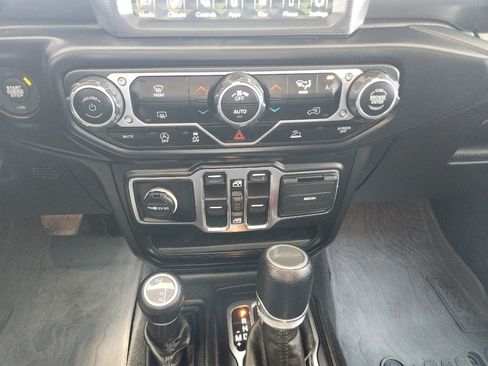 Used 2022 Jeep Gladiator Sport AWD/4WD image 24