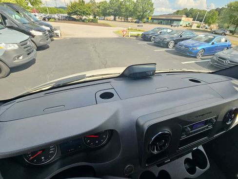 New 2025 Mercedes-Benz Sprinter 2500 image 20
