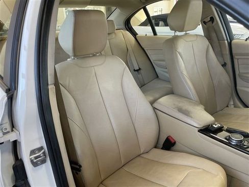 Used 2015 BMW 320i xDrive Sedan image 20