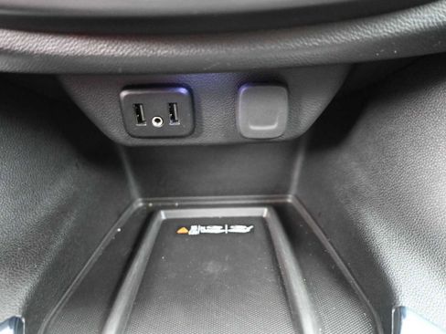 Used 2022 Chevrolet Traverse LT w/ Midnight/Sport Edition AWD/4WD image 21