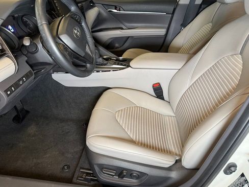 Used 2022 Toyota Camry SE image 20