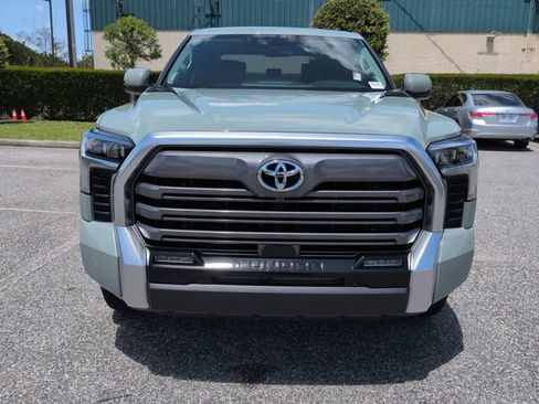 Used 2024 Toyota Tundra Limited AWD/4WD image 9